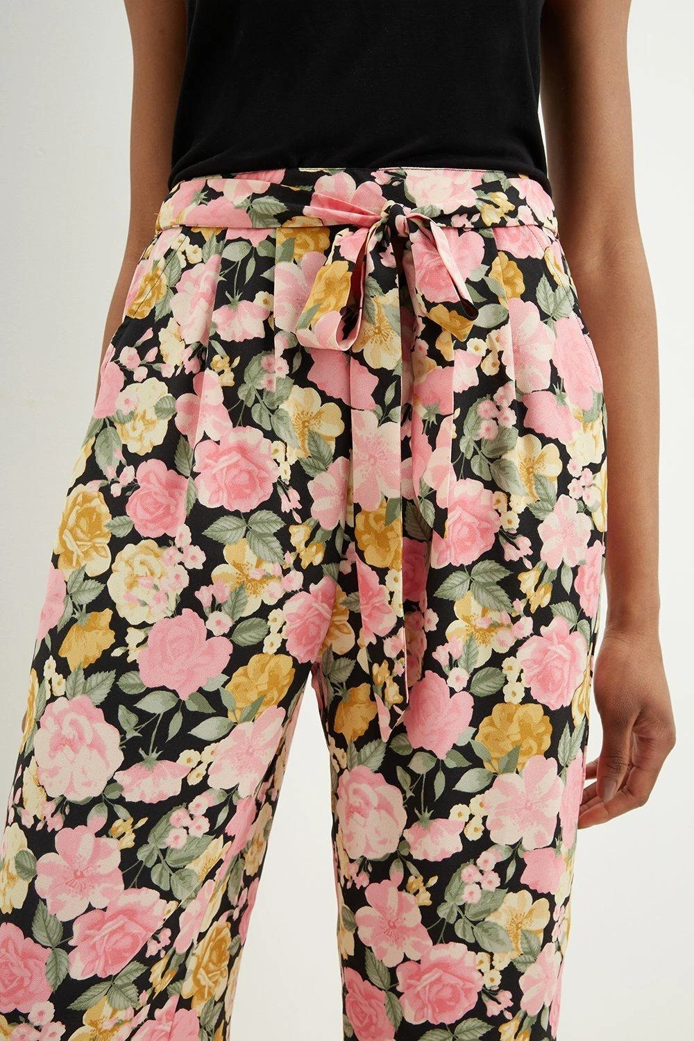 Dorothy Perkins Tall Black Floral Tie Waist Wide Leg Trousers 6 Dorothy Perkins Tall Black Floral Tie Waist Wide Leg Trousers - Image 4