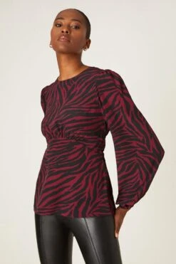 Dorothy Perkins Tall Berry Zebra Tea Blouse