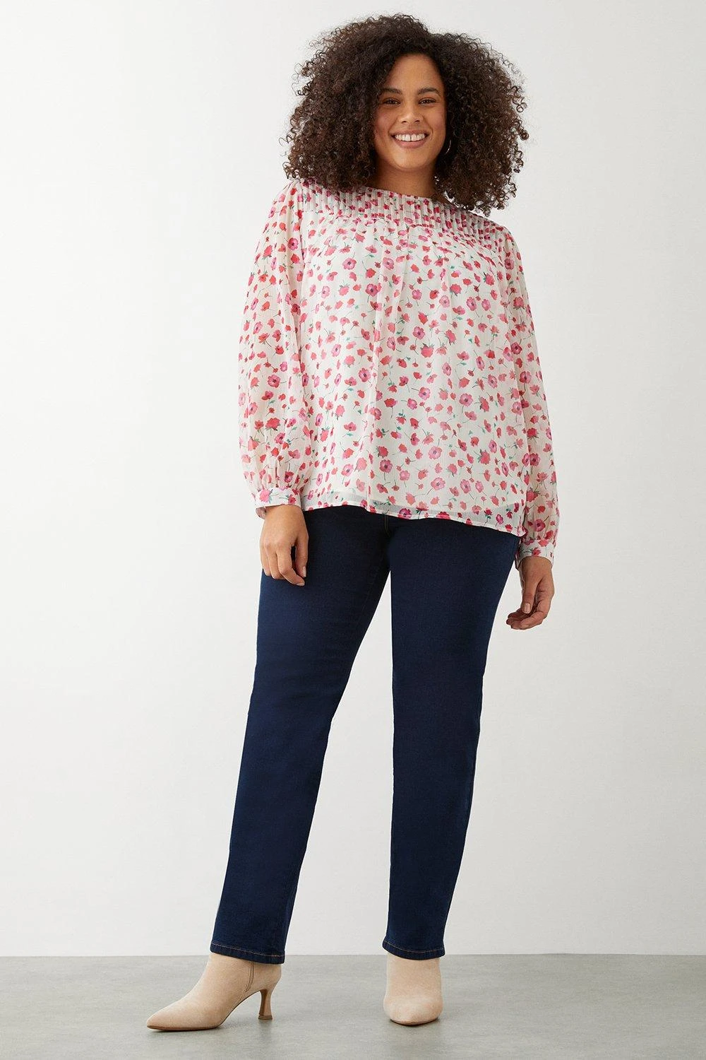 Dorothy Perkins Curve Ivory Chiffon Pleated Blouse 4 Dorothy Perkins Curve Ivory Chiffon Pleated Blouse - Image 2