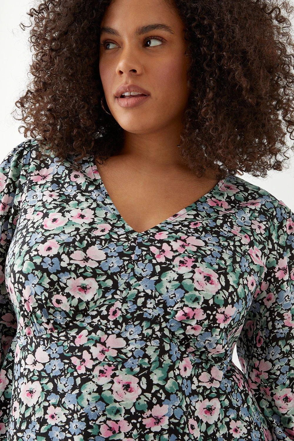 Dorothy Perkins Curve Blue Floral Empire Blouse 6 Dorothy Perkins Curve Blue Floral Empire Blouse - Image 4