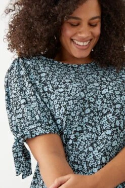 Dorothy Perkins Curve Blue Floral Tie Sleeve Top 9 Dorothy Perkins Curve Blue Floral Tie Sleeve Top -Perkindo Store bqq09568 blue xl 3