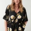 Dorothy Perkins Curve Daisy Floral Shirred Waist Blouse 2 Dorothy Perkins Curve Daisy Floral Shirred Waist Blouse -Perkindo Store bqq09702 black xl