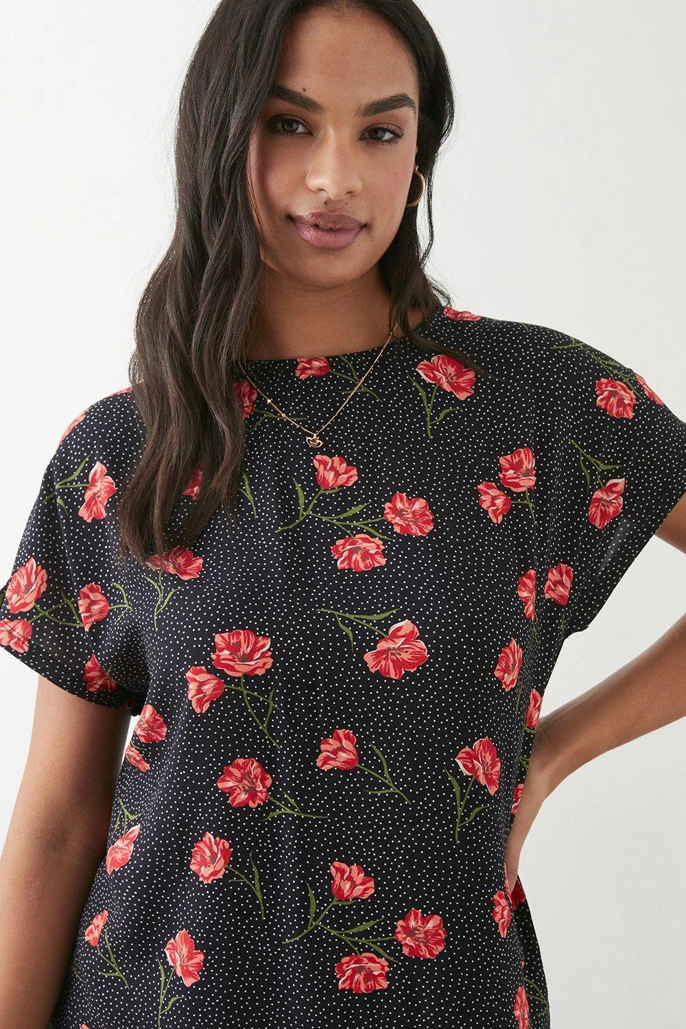 Dorothy Perkins Red Floral Short Sleeve Top 5 Dorothy Perkins Red Floral Short Sleeve Top - Image 4