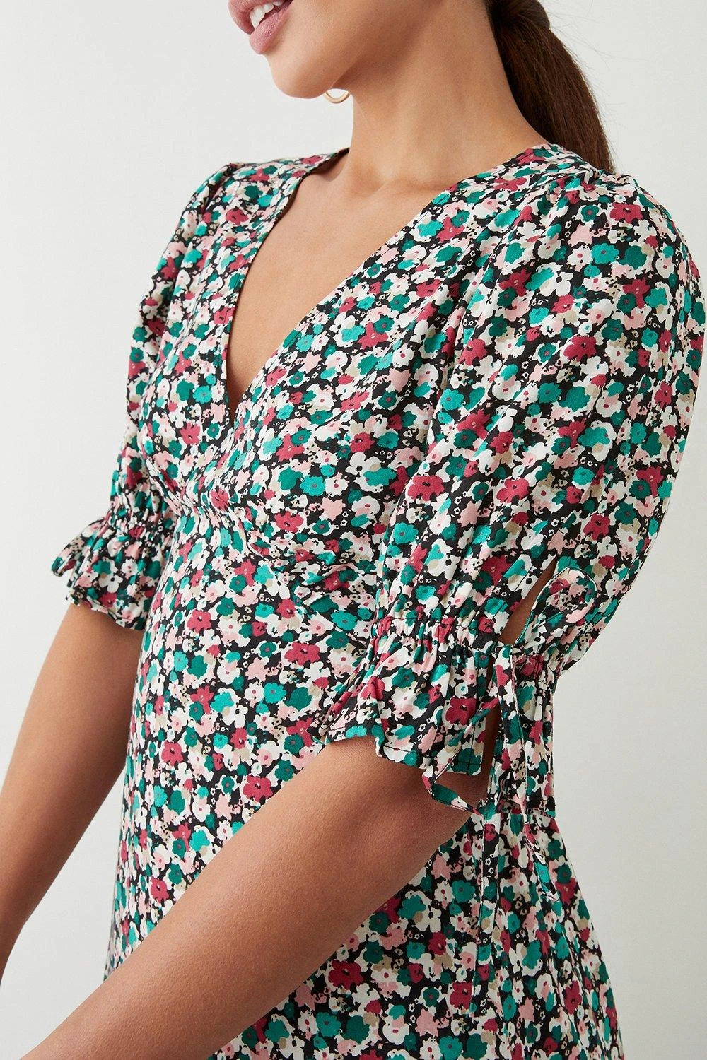 Dorothy Perkins Floral Tie Sleeve Mini Dress 6 Dorothy Perkins Floral Tie Sleeve Mini Dress - Image 4