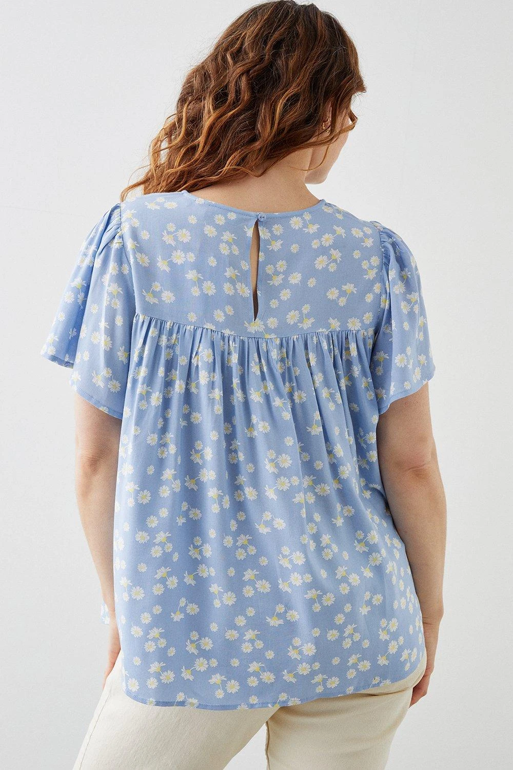 Dorothy Perkins Curve Blue Floral Shirred Yoke Blouse 5 Dorothy Perkins Curve Blue Floral Shirred Yoke Blouse - Image 3