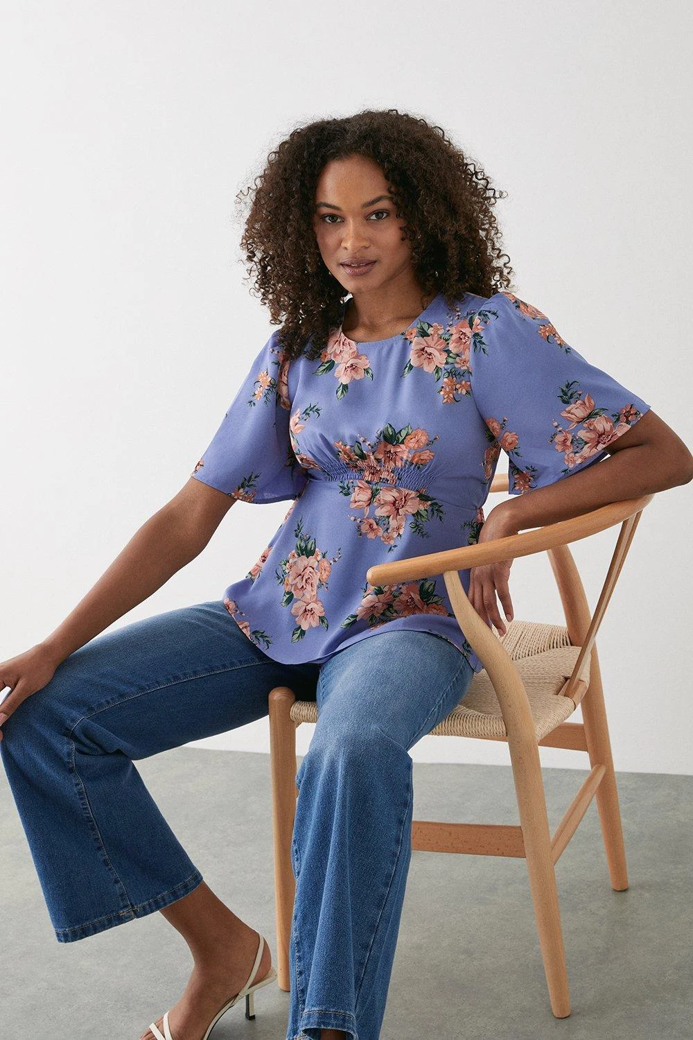 Dorothy Perkins Floral Shirred Front Detail Tea Blouse 4 Dorothy Perkins Floral Shirred Front Detail Tea Blouse - Image 2