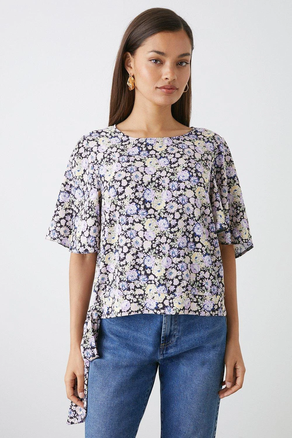 Dorothy Perkins Petite Floral Tie Hem Blouse 3 Dorothy Perkins Petite Floral Tie Hem Blouse