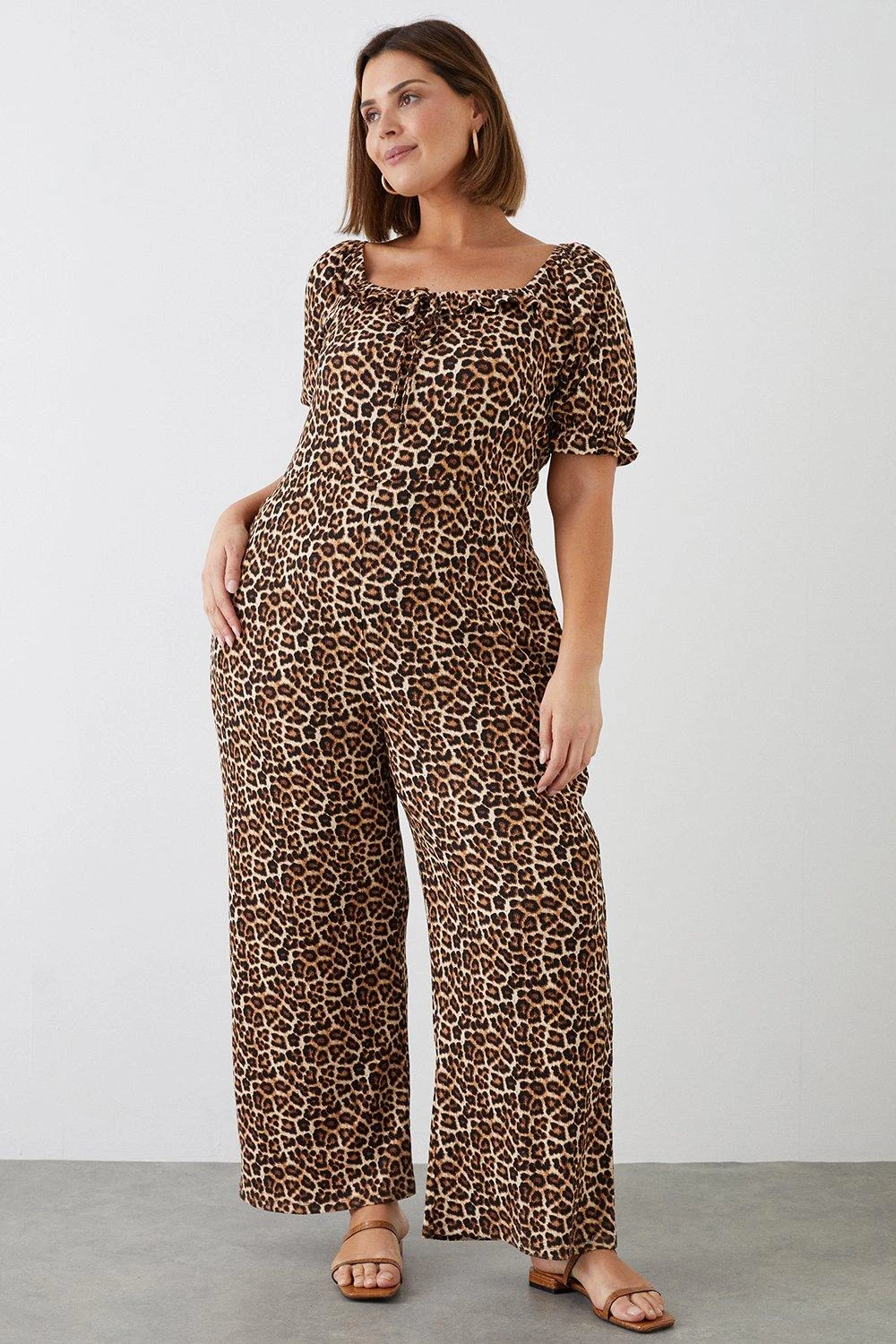 Dorothy Perkins Curve Animal Square Neck Jumpsuit 3 Dorothy Perkins Curve Animal Square Neck Jumpsuit
