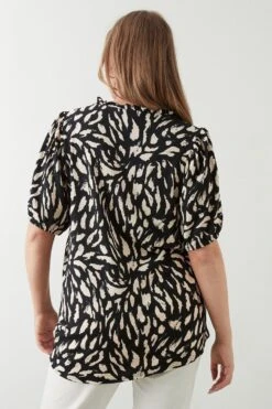 Dorothy Perkins Curve Animal Ruffle Short Sleeve Blouse 8 Dorothy Perkins Curve Animal Ruffle Short Sleeve Blouse -Perkindo Store bqq10713 black xl 2