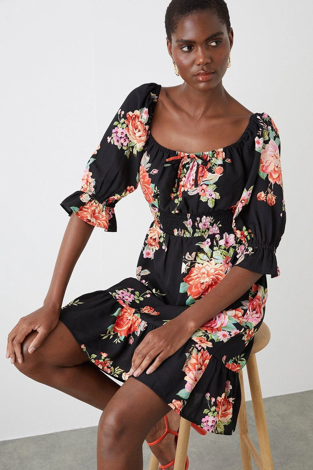 Dorothy Perkins Tall Black Floral Print Shirred Waist Tiered Mini Dress 4 Dorothy Perkins Tall Black Floral Print Shirred Waist Tiered Mini Dress - Image 2