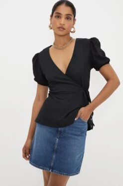 Dorothy Perkins Broderie Sleeve Detail Wrap Top