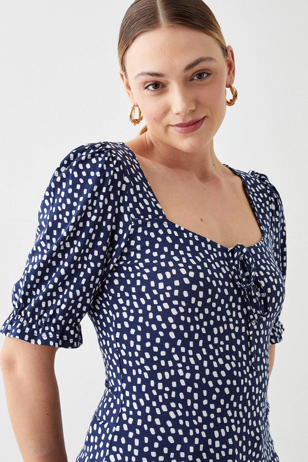 Dorothy Perkins Tall Sweetheart Tie Detail Printed Top 4 Dorothy Perkins Tall Sweetheart Tie Detail Printed Top - Image 2