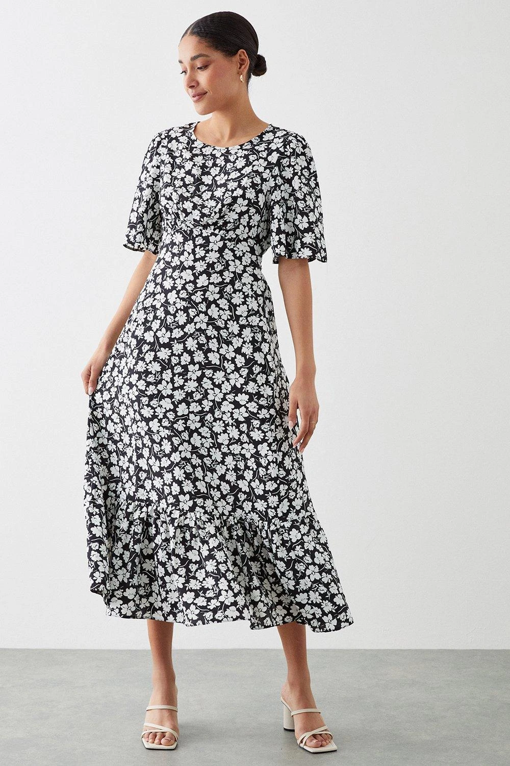 Dorothy Perkins Mono Floral Print Flutter Sleeve Midi Dress 3 Dorothy Perkins Mono Floral Print Flutter Sleeve Midi Dress