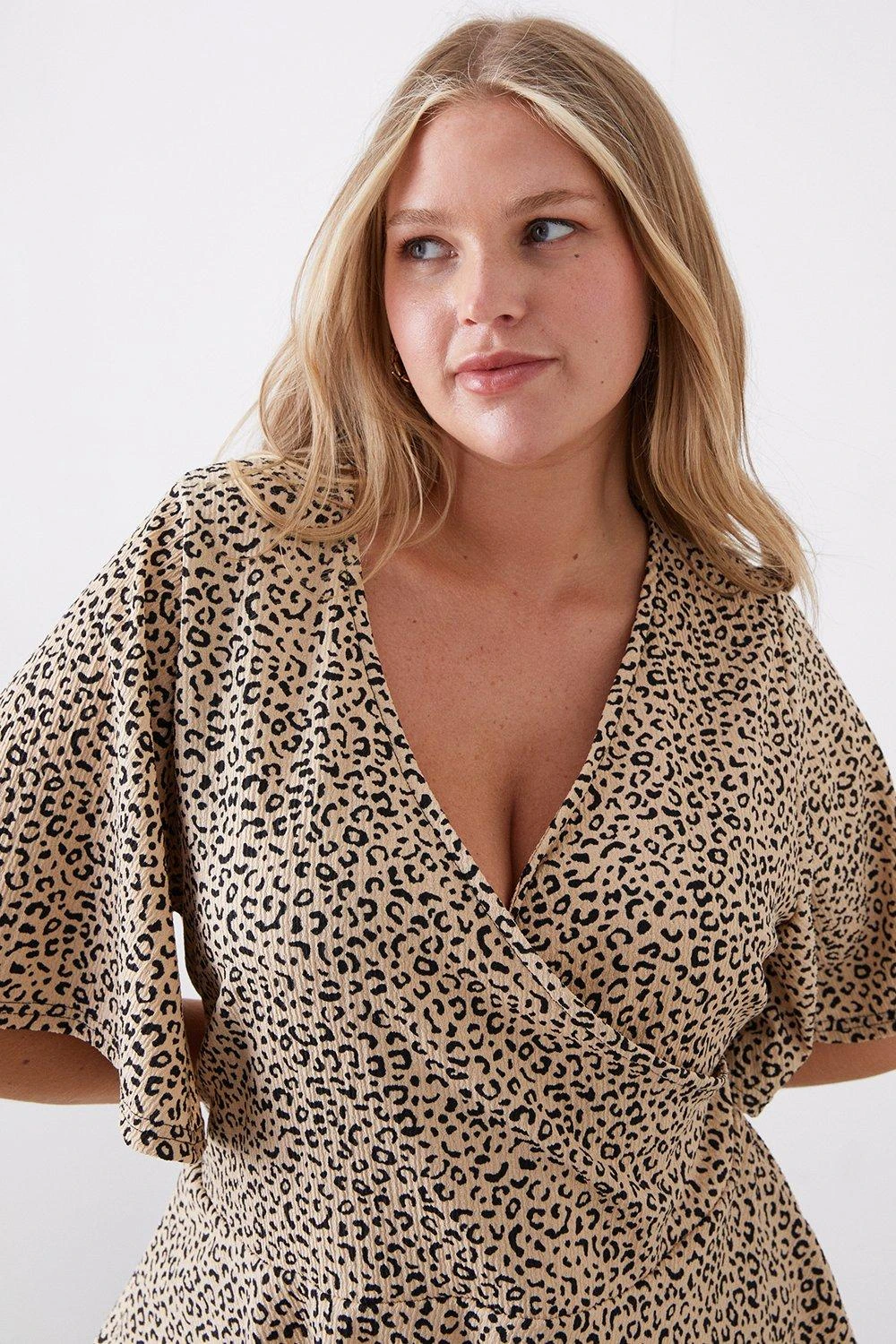 Dorothy Perkins Curve Animal Print Angel Sleeve Blouse 4 Dorothy Perkins Curve Animal Print Angel Sleeve Blouse - Image 2