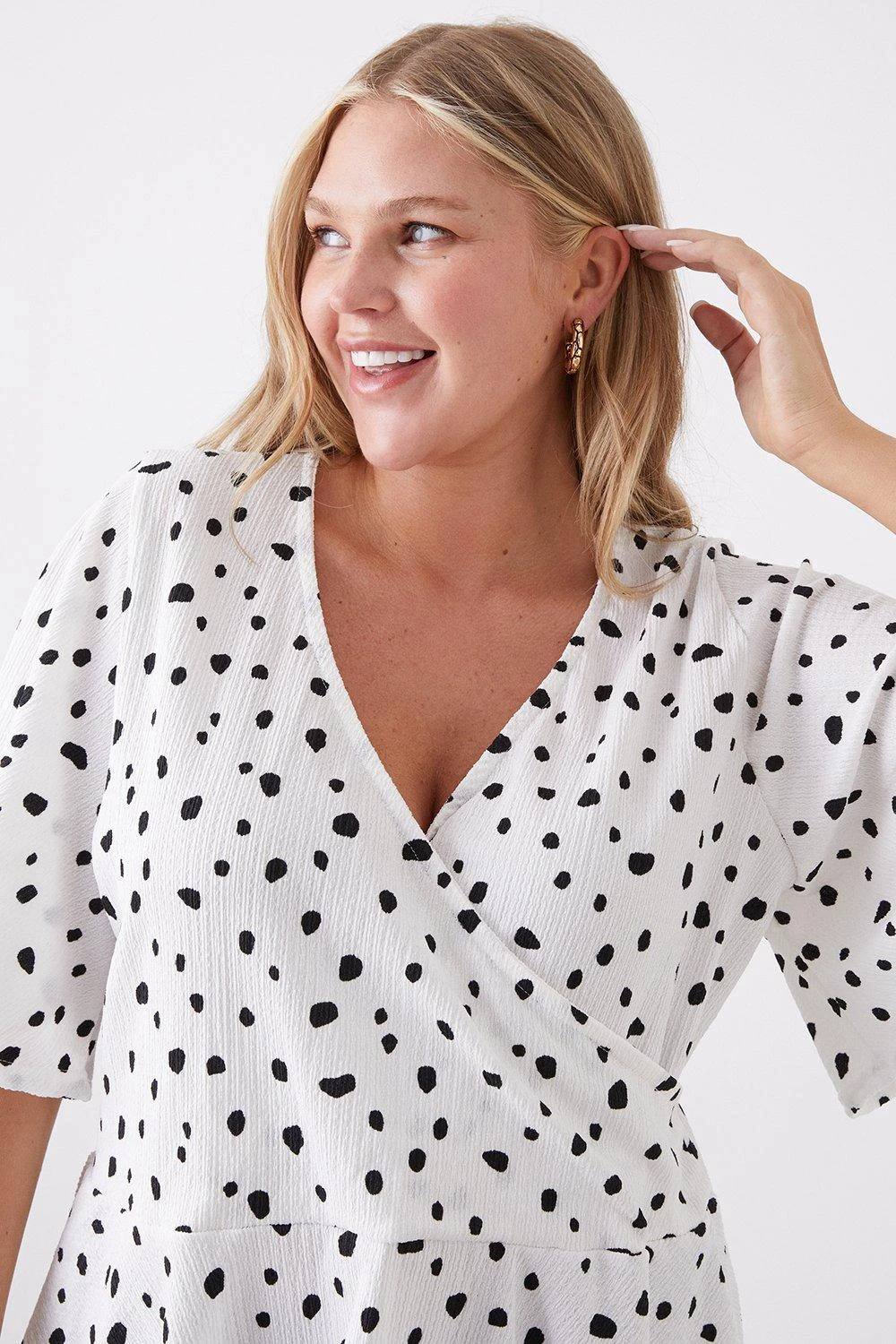 Dorothy Perkins Curve Ivory Spot Angel Sleeve Blouse 4 Dorothy Perkins Curve Ivory Spot Angel Sleeve Blouse - Image 2
