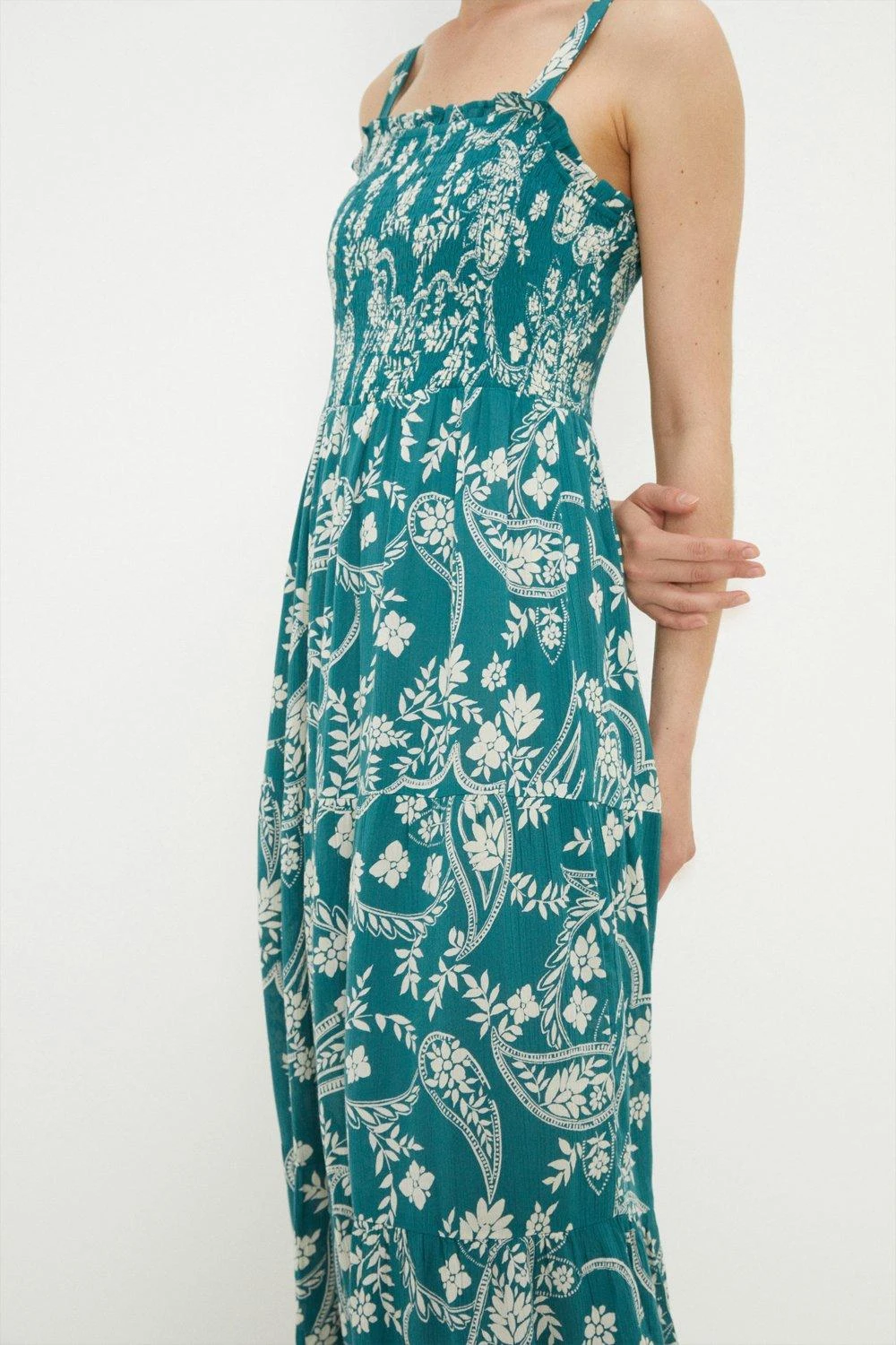 Dorothy Perkins Green Paisley Print Shirred Strappy Midi Dress 4 Dorothy Perkins Green Paisley Print Shirred Strappy Midi Dress - Image 2