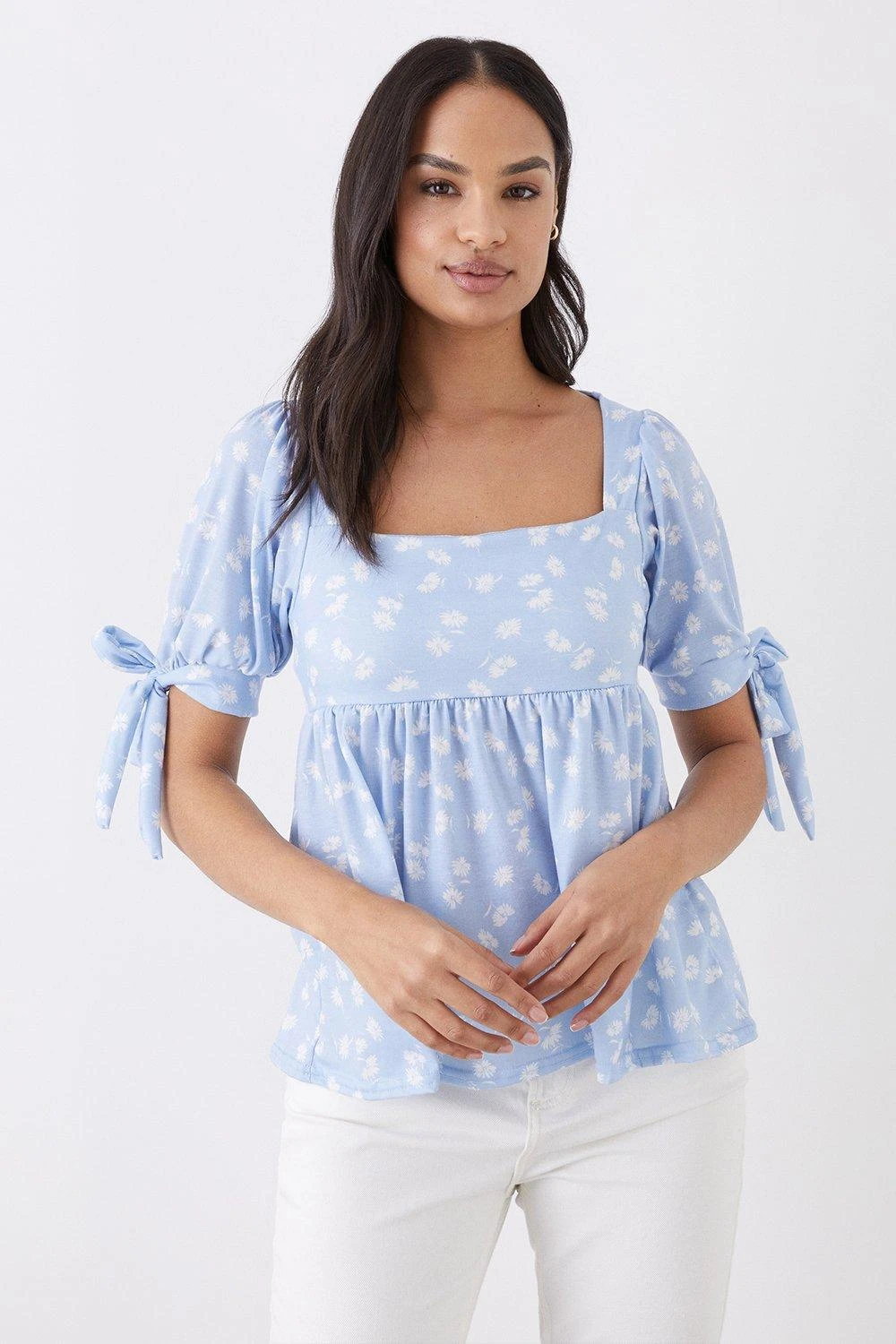 Dorothy Perkins Ditsy Square Neck Tie Sleeve Top 3 Dorothy Perkins Ditsy Square Neck Tie Sleeve Top