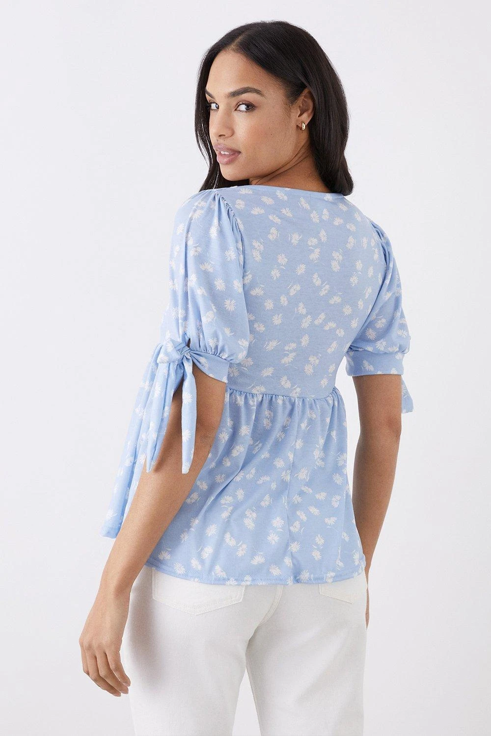 Dorothy Perkins Ditsy Square Neck Tie Sleeve Top 5 Dorothy Perkins Ditsy Square Neck Tie Sleeve Top - Image 3