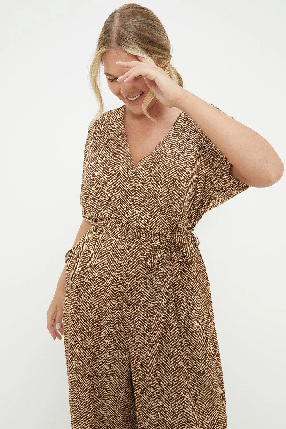 Dorothy Perkins Curve Mono Wrap Jumpsuit 4 Dorothy Perkins Curve Mono Wrap Jumpsuit - Image 2