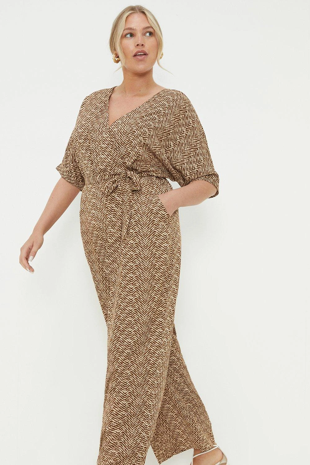 Dorothy Perkins Curve Mono Wrap Jumpsuit 6 Dorothy Perkins Curve Mono Wrap Jumpsuit - Image 4