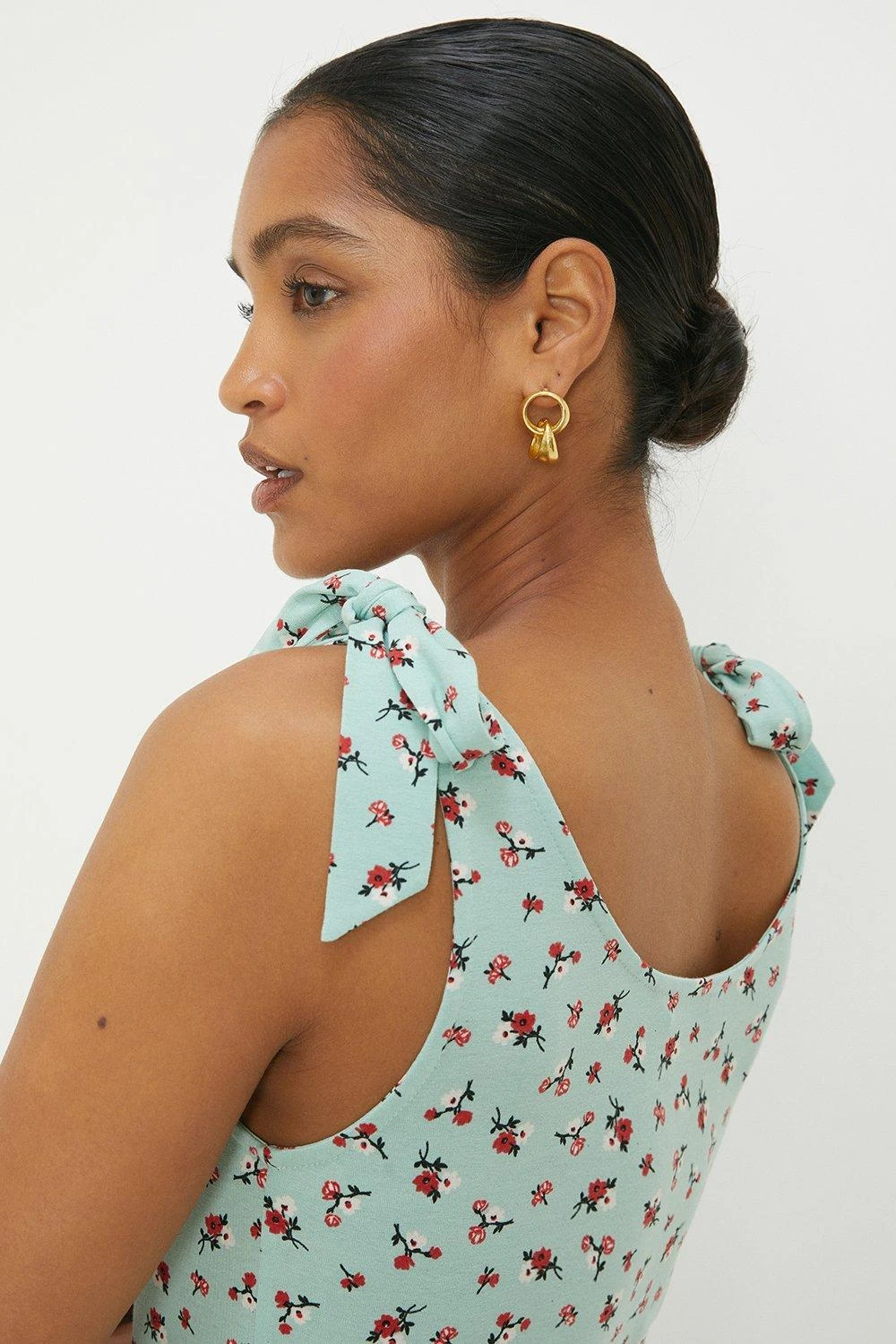 Dorothy Perkins Green Ditsy Tie Shoulder Midi Dress 4 Dorothy Perkins Green Ditsy Tie Shoulder Midi Dress - Image 2