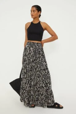 Dorothy Perkins Mono Tiered Maxi Skirt