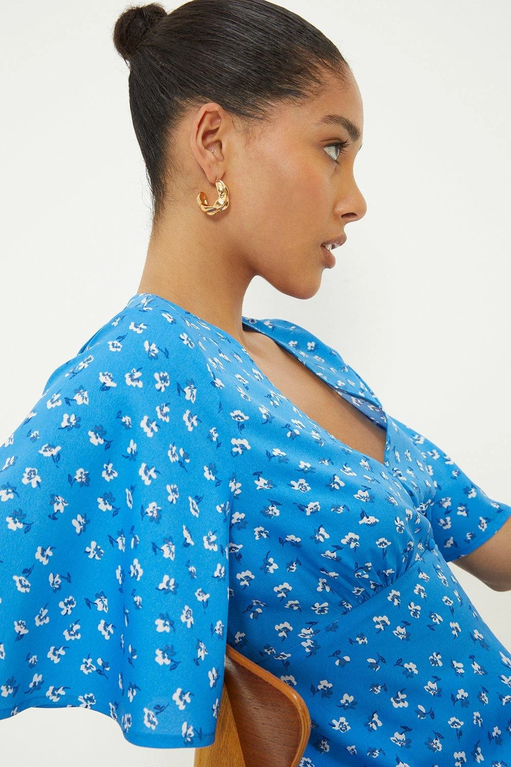 Dorothy Perkins Blue Ditsy Button Front Tea Blouse 5 Dorothy Perkins Blue Ditsy Button Front Tea Blouse - Image 3