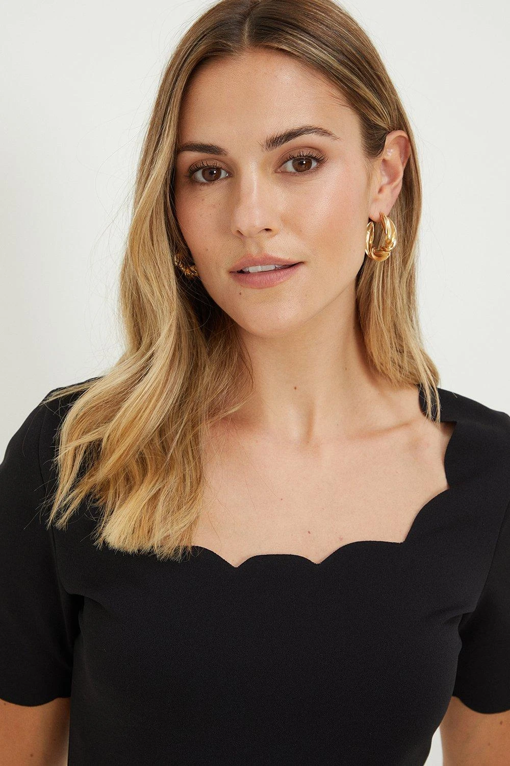 Dorothy Perkins Scalloped Edge Half Sleeve Top 4 Dorothy Perkins Scalloped Edge Half Sleeve Top - Image 2