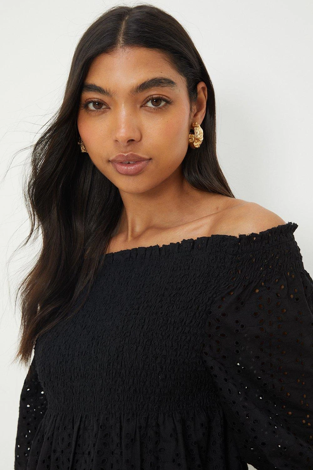 Dorothy Perkins Broderie Shirred Bardot Top 6 Dorothy Perkins Broderie Shirred Bardot Top - Image 4