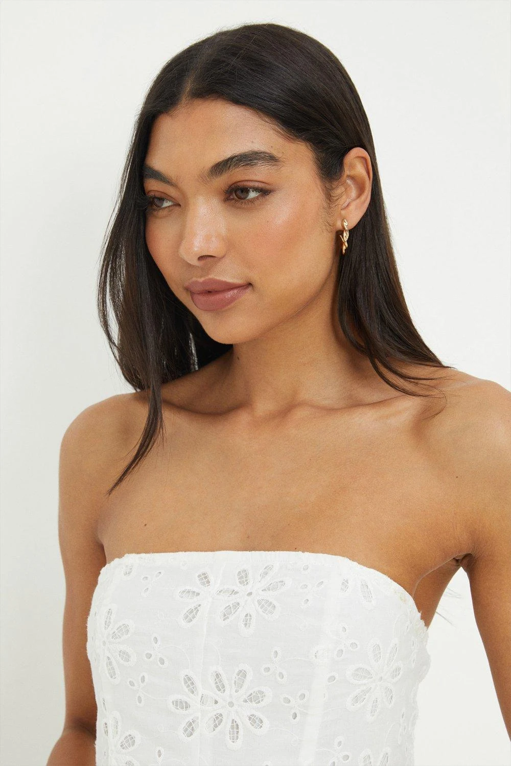 Dorothy Perkins Cutwork Bandeau Midi Dress 5 Dorothy Perkins Cutwork Bandeau Midi Dress - Image 3