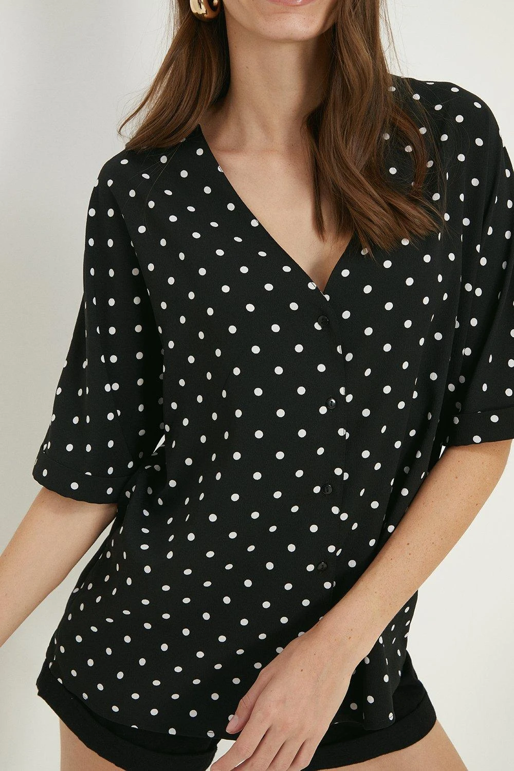 Dorothy Perkins Tall Spot Turn Back Cuff V Neck Blouse 6 Dorothy Perkins Tall Spot Turn Back Cuff V Neck Blouse - Image 4