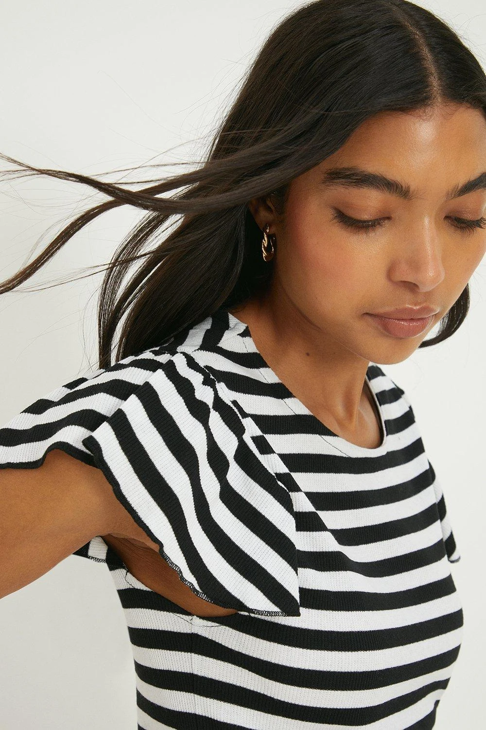 Dorothy Perkins Ruffle Sleeved Striped Top 4 Dorothy Perkins Ruffle Sleeved Striped Top - Image 2