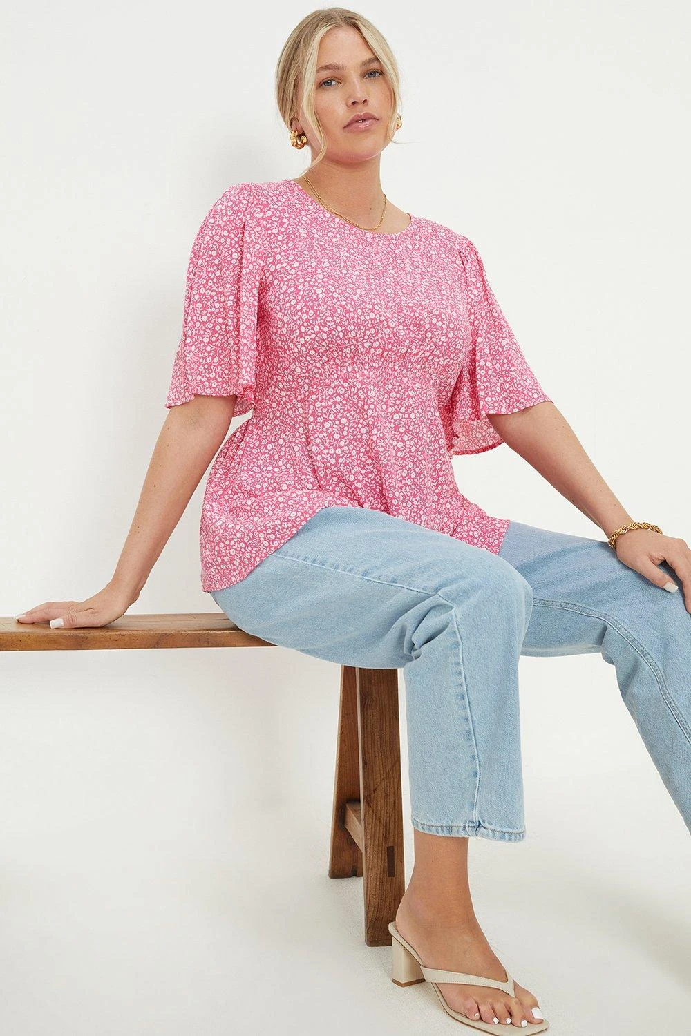 Dorothy Perkins Curve Pink Floral Crinkle Angel Sleeve Blouse 4 Dorothy Perkins Curve Pink Floral Crinkle Angel Sleeve Blouse - Image 2