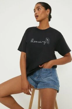 Dorothy Perkins Blooming Flowers Front Print Tee